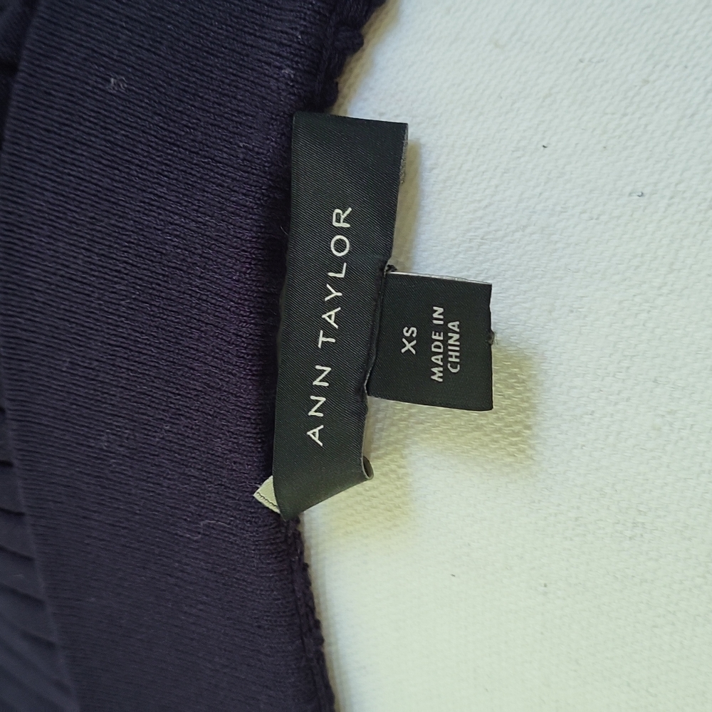 Mini Skirt - Picture 5 of 7